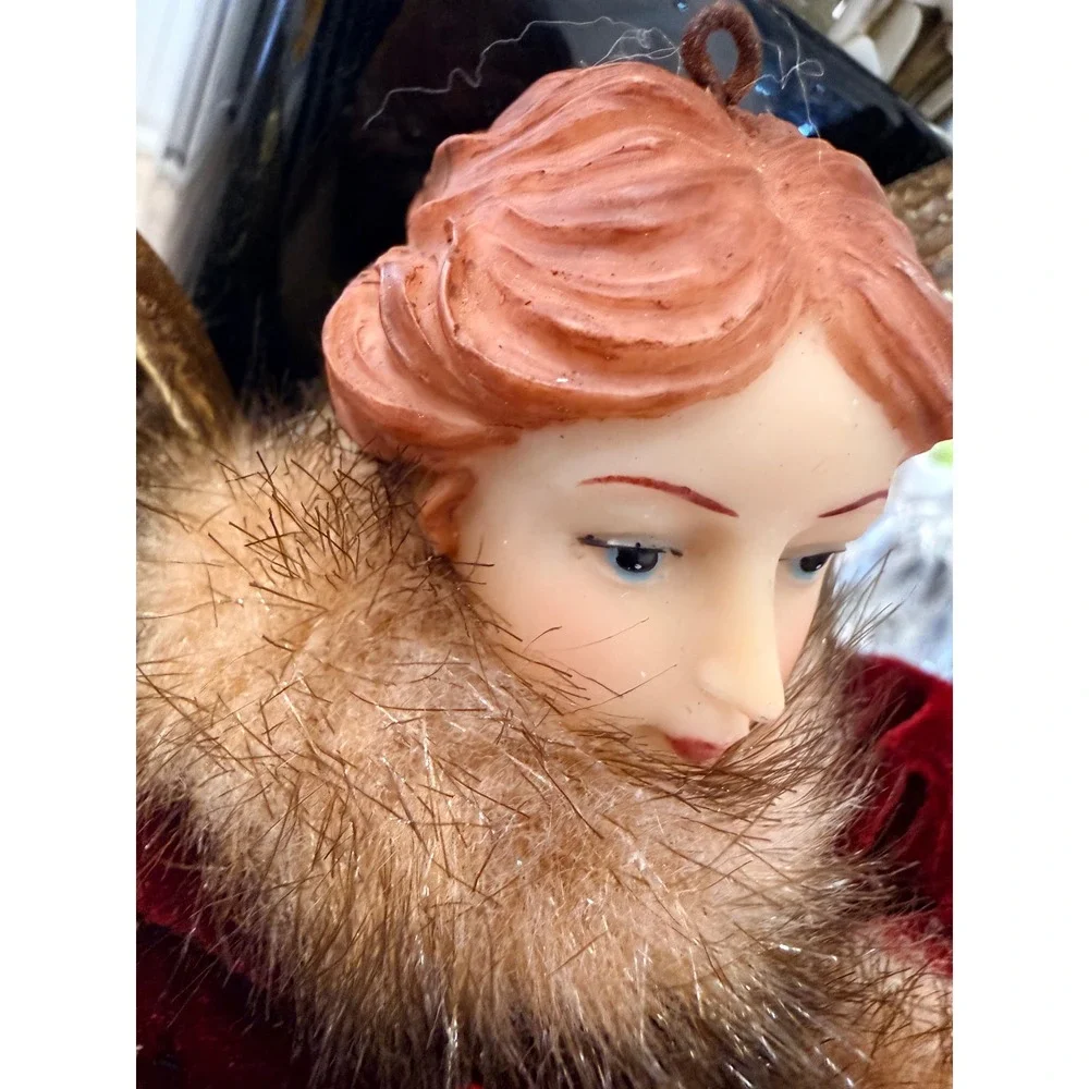 Elegant Angel Christmas Tree Topper Velvet Fur‎ Wreath Red Gold Wings vintage